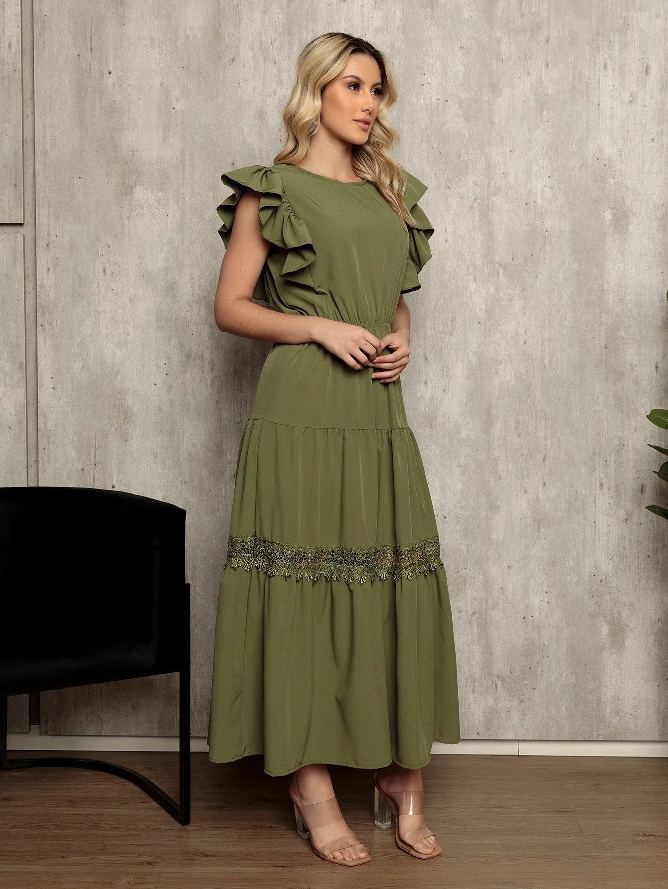 Vestido Longo Bainha Com Babado Thaís