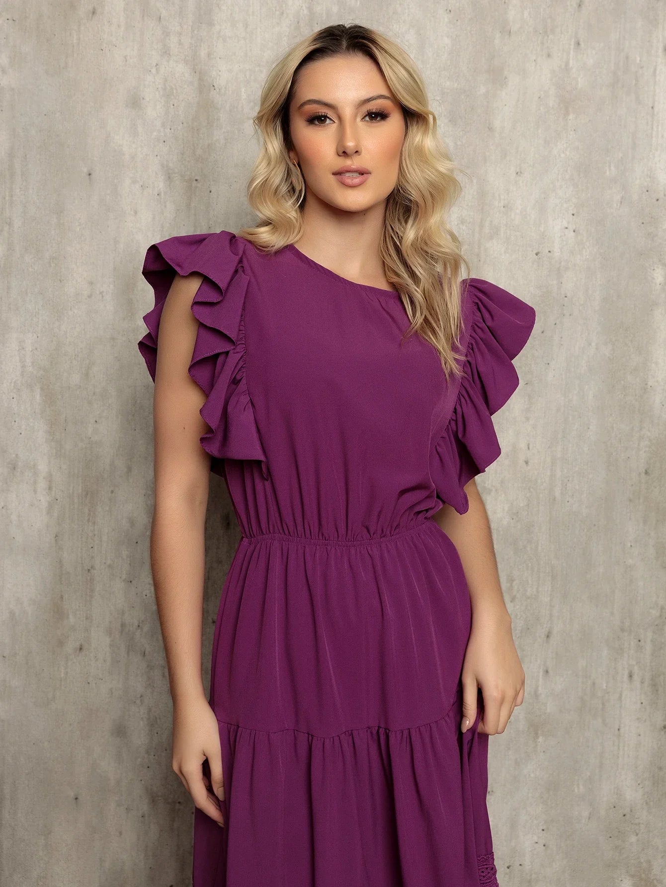 Vestido Longo Bainha Com Babado Thaís