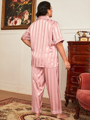 Conjunto de Pijama com Blusa de Cetim e Calça com Piping de Contraste em Jacquard Listrado