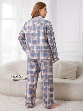 Conjunto de Pijama com Estampa Xadrez e Detalhe em Viés Contraste