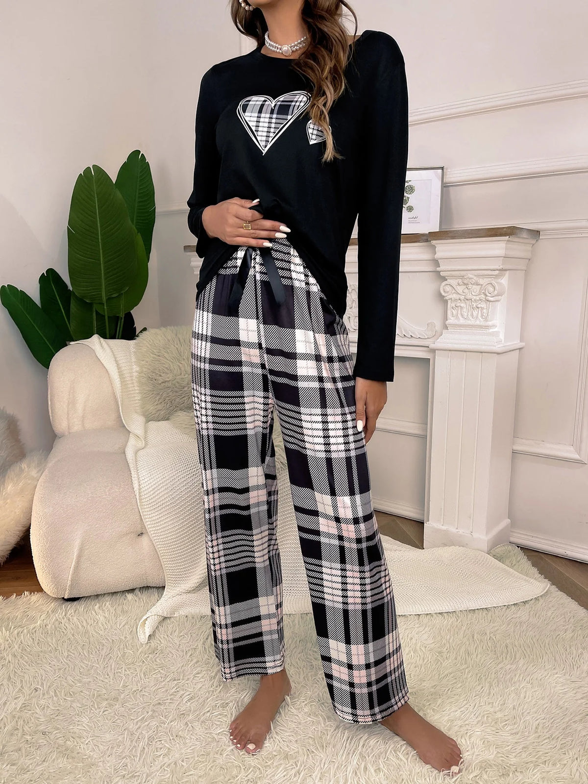 CoupledUp Conjunto de Pijama / Pijama com Estampa Xadrez e Coração