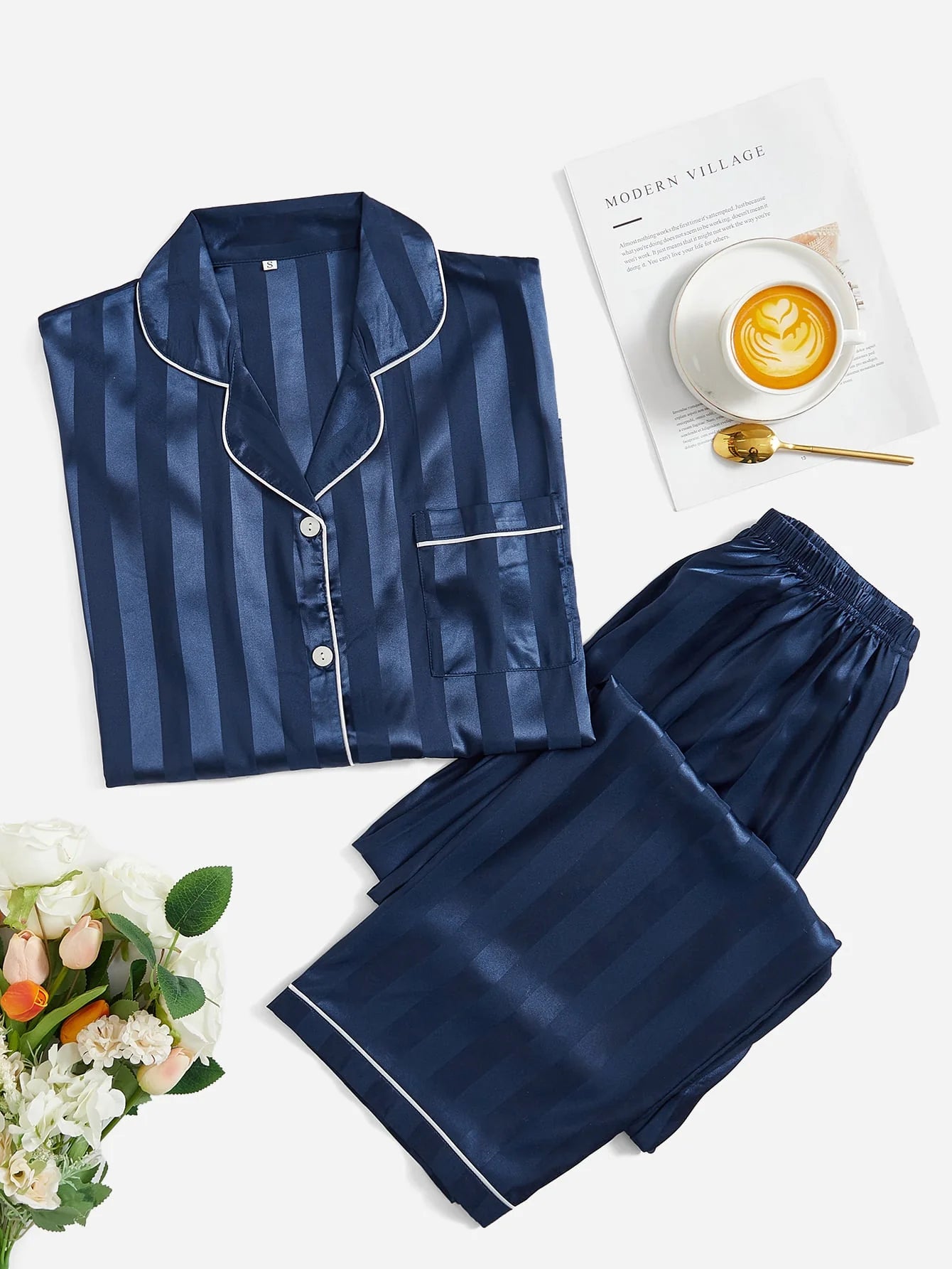 SHEIN Conjunto de pijama de cetim com acabamento em contraste