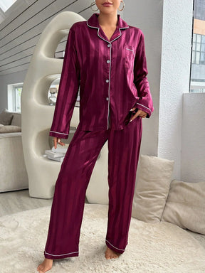 SHEIN Conjunto de pijama de cetim com acabamento em contraste