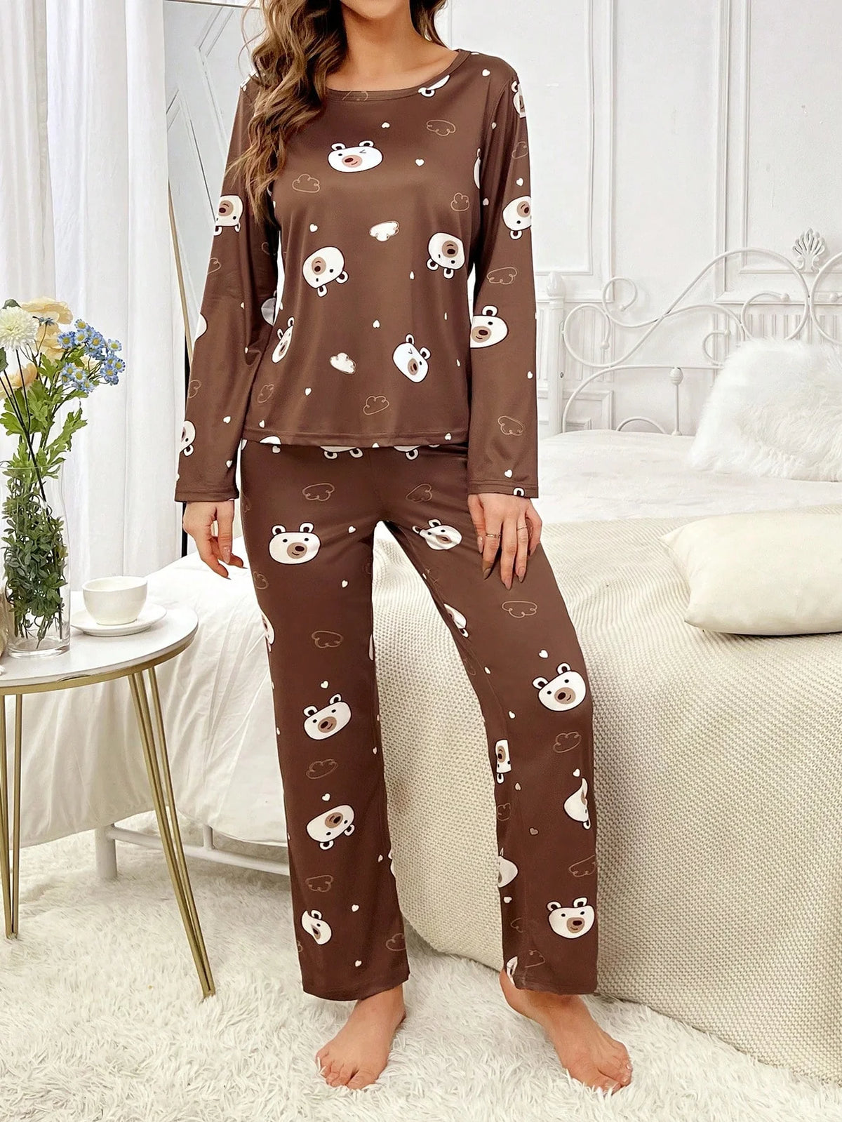 Conjunto de Pijama com Camiseta e Calça com Estampa de Personagem