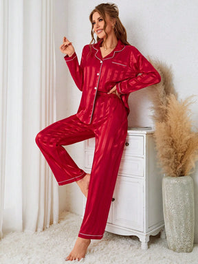 SHEIN Conjunto de pijama de cetim com acabamento em contraste