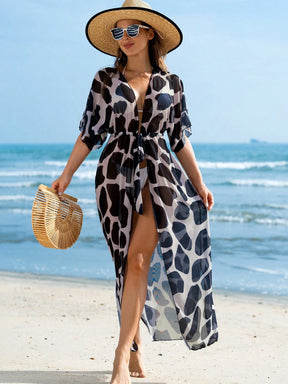 Swim Lushoire Quimono estilo praia com estampa de vaca, mangas murciélago e cinto de amarração na cintura para as férias de verão.