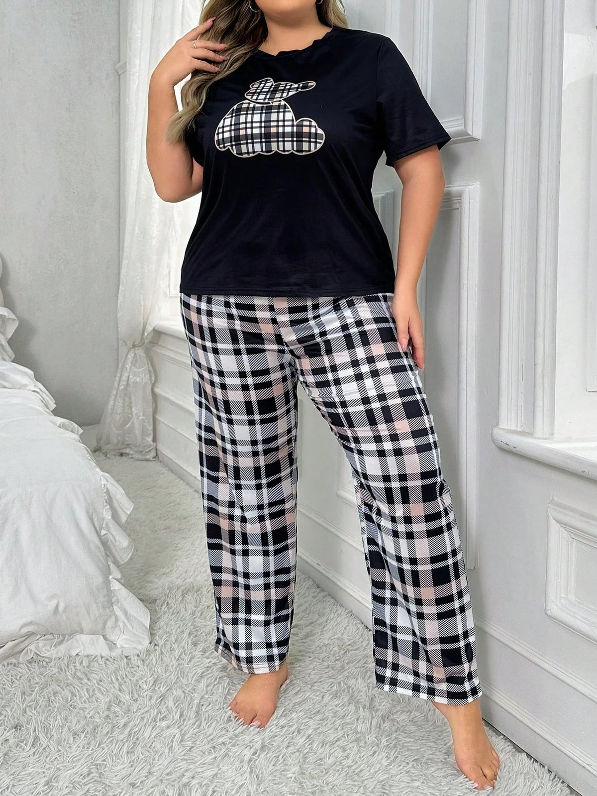 Conjunto De Pijama De Calça Xadrez E Camiseta De Manga Curta Impressa Com Desenho Animado Tamanho Grande Para Uso Casual