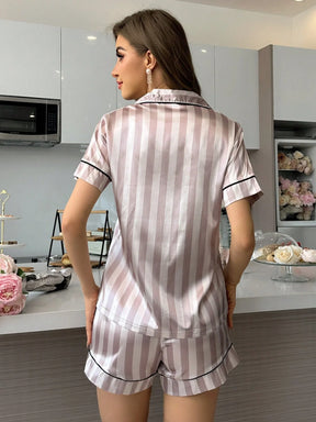 Conjunto De Pijama De Seda Com Estampa Floral E Listrada Para Mulheres