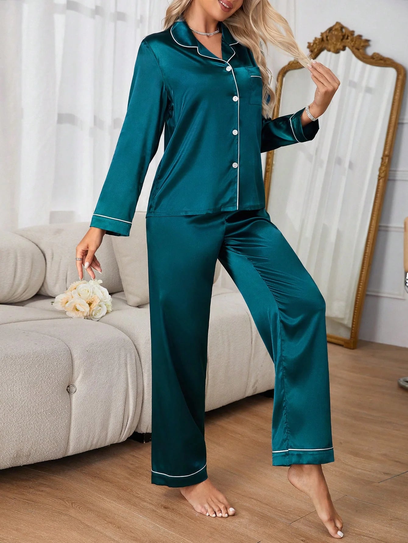 Conjunto de Pijama Feminino Tecido Jacquard Estampa de Animal