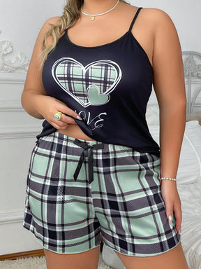 Conjunto de Pijama com Regata e Shorts com Estampa de Xadrez e Coração