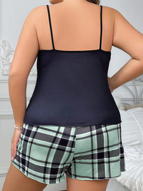 Conjunto de Pijama com Regata e Shorts com Estampa de Xadrez e Coração