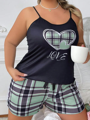 Conjunto de Pijama com Regata e Shorts com Estampa de Xadrez e Coração
