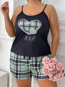Conjunto de Pijama com Regata e Shorts com Estampa de Xadrez e Coração
