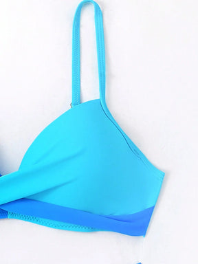 SHEIN Swim Conjunto de Bikini feminino com detalhe transversal em blocos de cores para o verão na praia