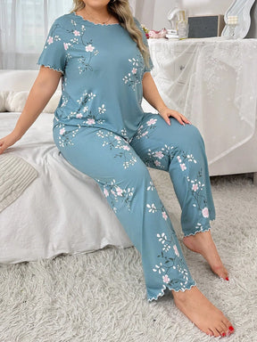 Conjunto de Pijama Plus Size com Estampa Floral, Laço Decorativo e Manga Curta e Calça Longa