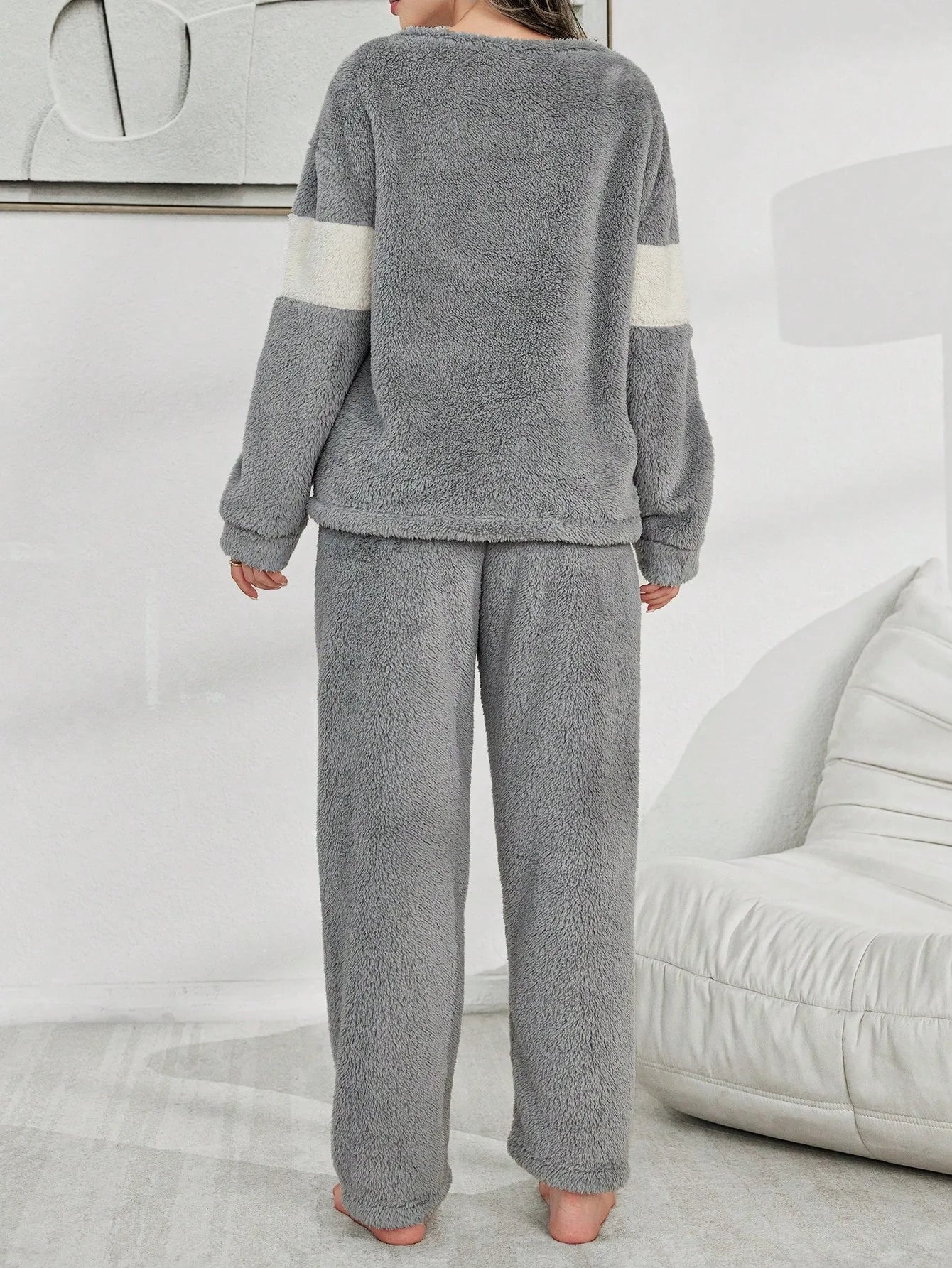 SHEIN My Everyday Conjunto de Pijama de Mangas Longas e Calça Comprida com Contraste de Cor em Tecido Plush