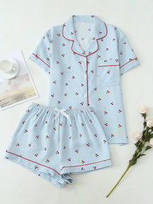 2 peças Conjunto de Pijama Feminino Estampa de Cereja Fofo, Top com Botões de Lapela e Manga Curta, e Shorts com Laço, Roupa de Dormir e Loungewear de Verão, Conjunto de Duas Peças