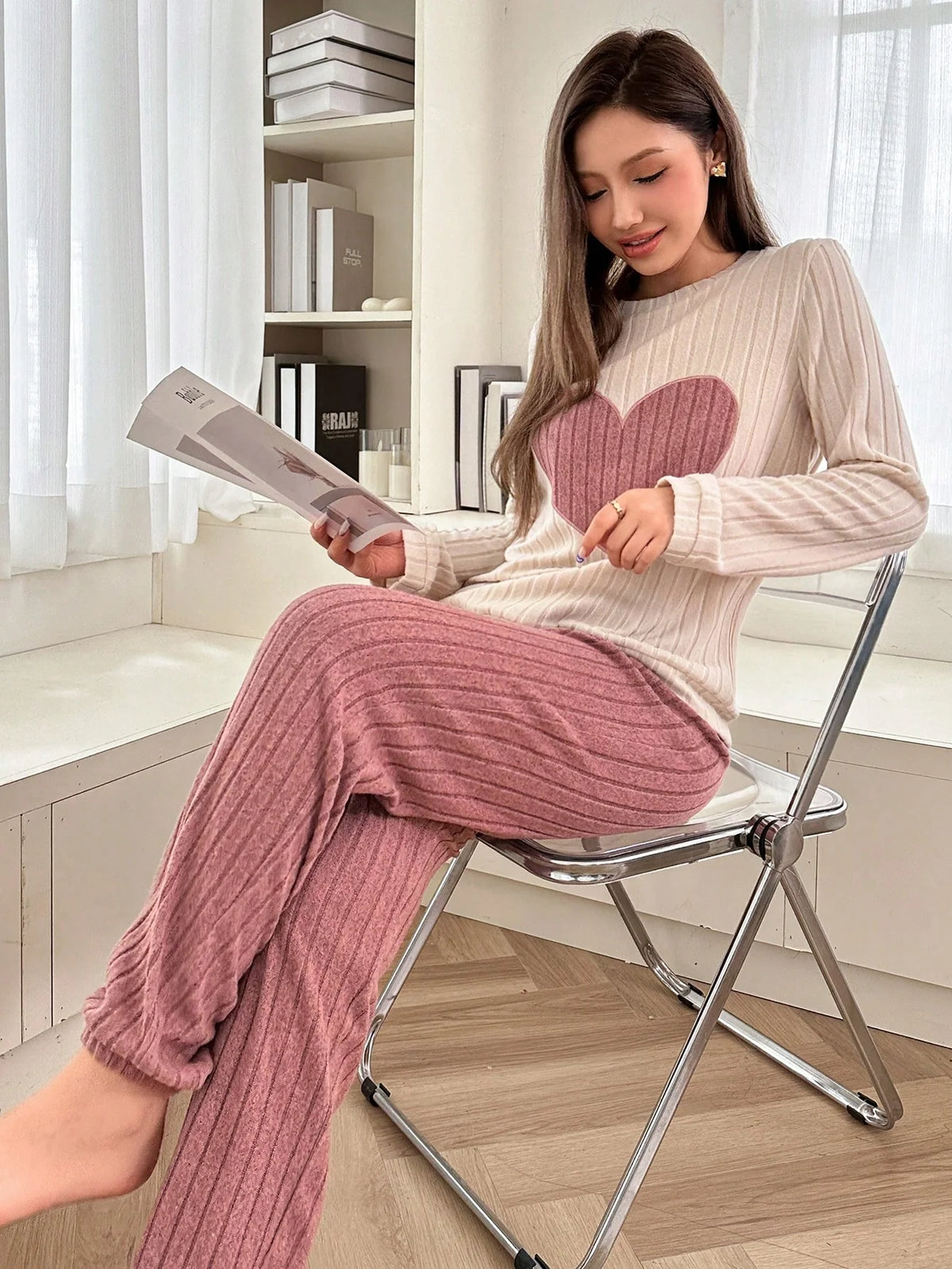 Dream Adore Conjunto de Pijama de Manga Longa com Decote Careca, Forrado Termicamente, com Bordado de Coração e Letra, Outono/Inverno