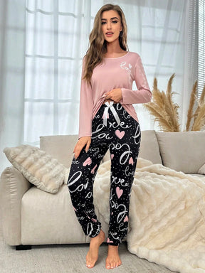 Pijama/Conjunto de Pijama com Estampa de Coração e Letra