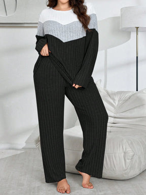 SHEIN My Everyday Conjunto de Pijama Folgado Plus Size de Tecido de Malha Felpudo Retalho