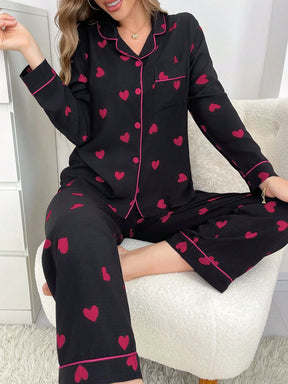 Conjunto de Pijama Feminino com Gola de Recorte Contrastante, Aberta na Frente, Formato de Coração e Franzido