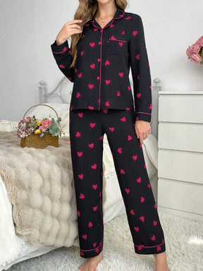 Conjunto de Pijama Feminino com Gola de Recorte Contrastante, Aberta na Frente, Formato de Coração e Franzido
