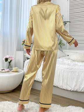 CoupledUp Conjunto de Pijama/Pijama de Cetim com Botões e Listras