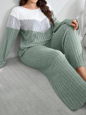 SHEIN My Everyday Conjunto de Pijama Folgado Plus Size de Tecido de Malha Felpudo Retalho