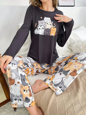 Conjunto de Pijama Feminino com Estampa Fofa de Gato