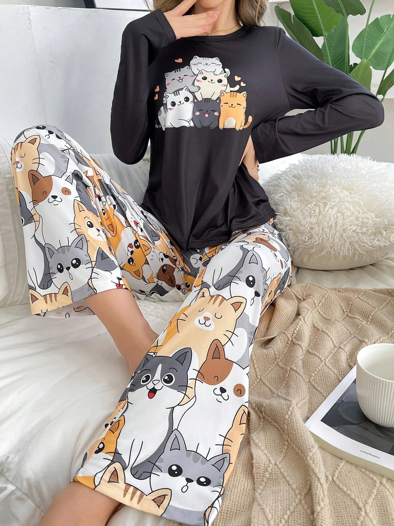 Conjunto de Pijama Feminino com Estampa Fofa de Gato