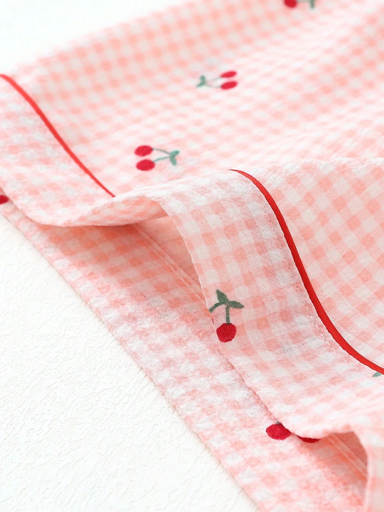 2 peças Conjunto de Pijama Feminino Estampa de Cereja Fofo, Top com Botões de Lapela e Manga Curta, e Shorts com Laço, Roupa de Dormir e Loungewear de Verão, Conjunto de Duas Peças