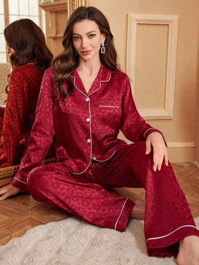 Conjunto de Pijama Feminino Tecido Jacquard Estampa de Animal