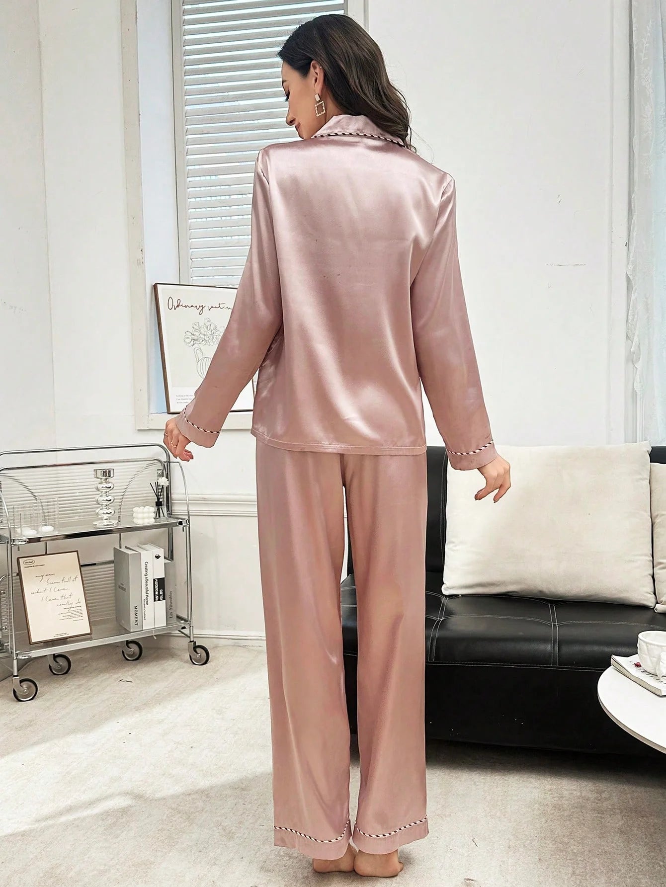 Conjunto de Pijama Feminino Tecido Jacquard Estampa de Animal