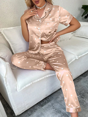 Conjunto de pijama de manga curta simulado de seda com estampa de coração, cor sólida e calça comprida com acabamento contrastante