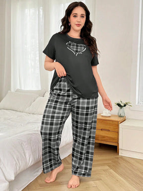 Dream Adore Conjunto de Pijama Xadrez com Estampa de Coração de Gola Redonda, Manga Longa e Calça Longa em Plus Size