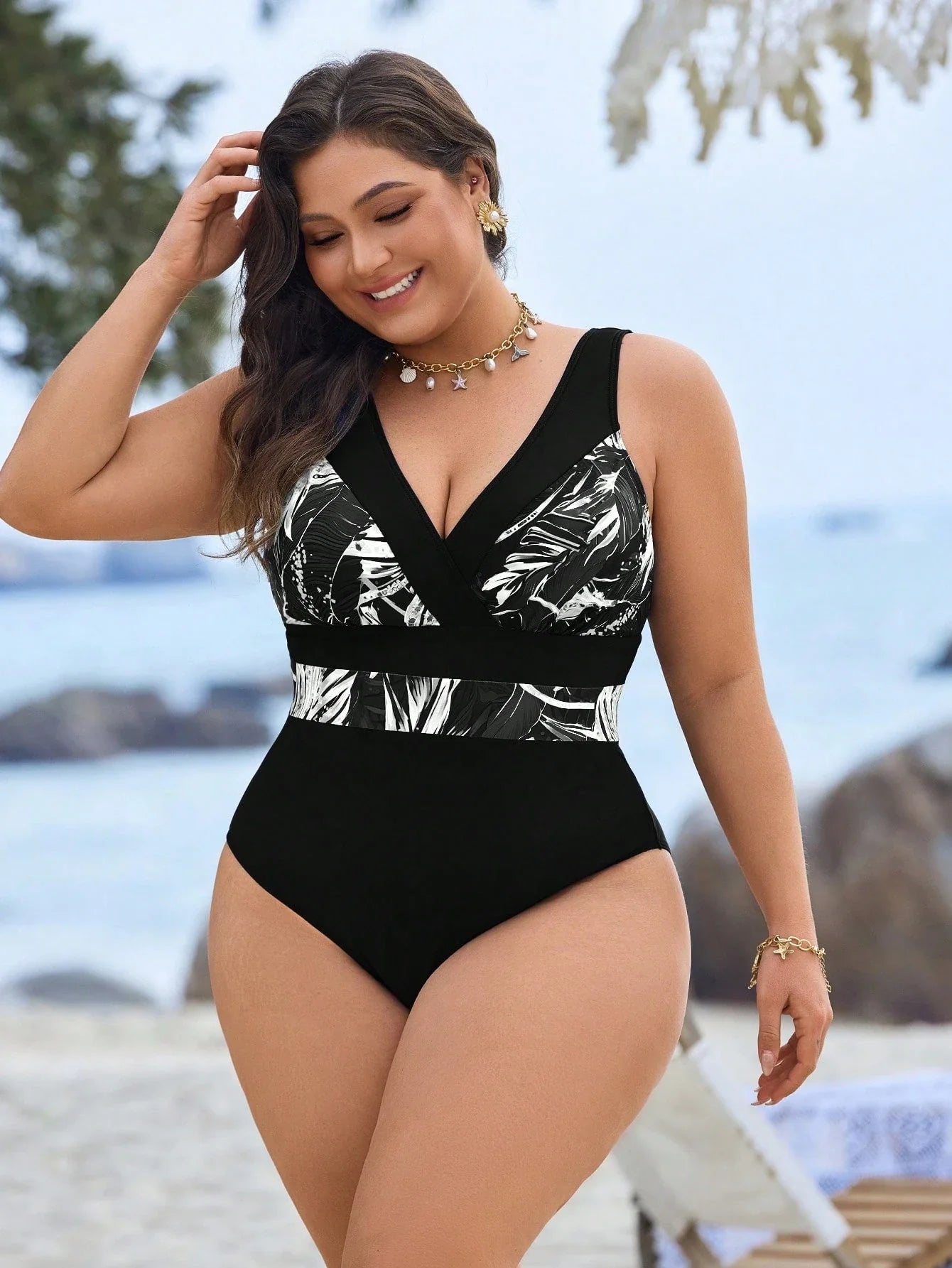 Swim Lushoire Maiô Plus Size com Estampa de Praia e Colorblock