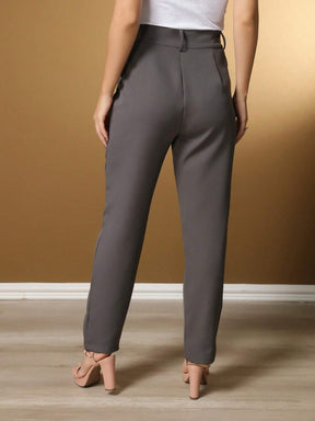 Calça Alfaiataria Com Prega Skinny Larissa