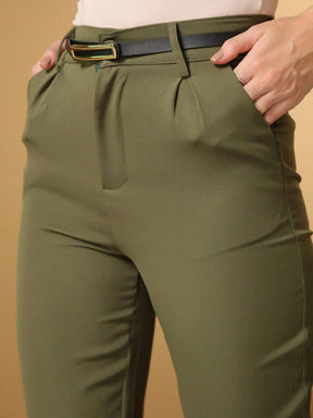 Calça Alfaiataria Com Prega Skinny Larissa