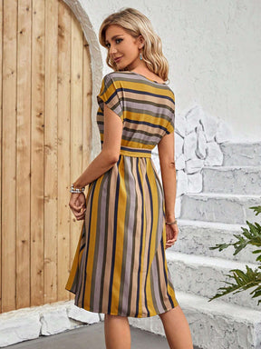 Vestido com Cinto Listrado Norah