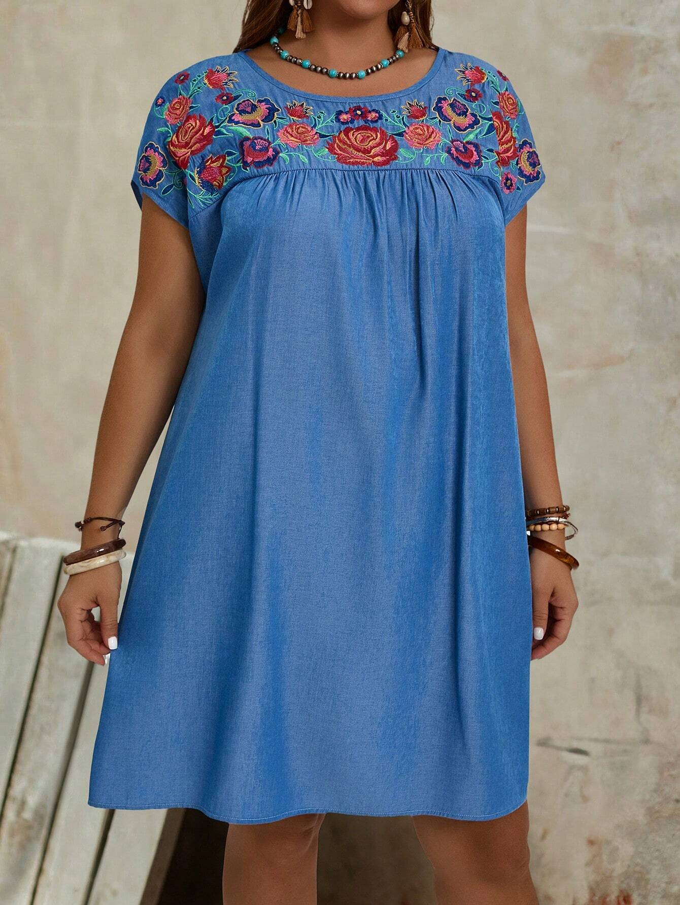 Vestido Plus Size Isabella