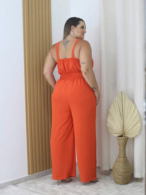 Macacão Pantalona Alça Grossa Com Botões Plus Size Mariane