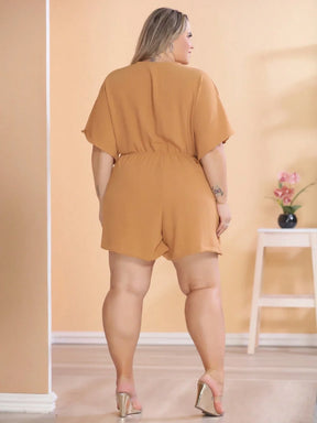 Macaquinho Gola V Profunda Com Manga Morcego Plus Size Tainara