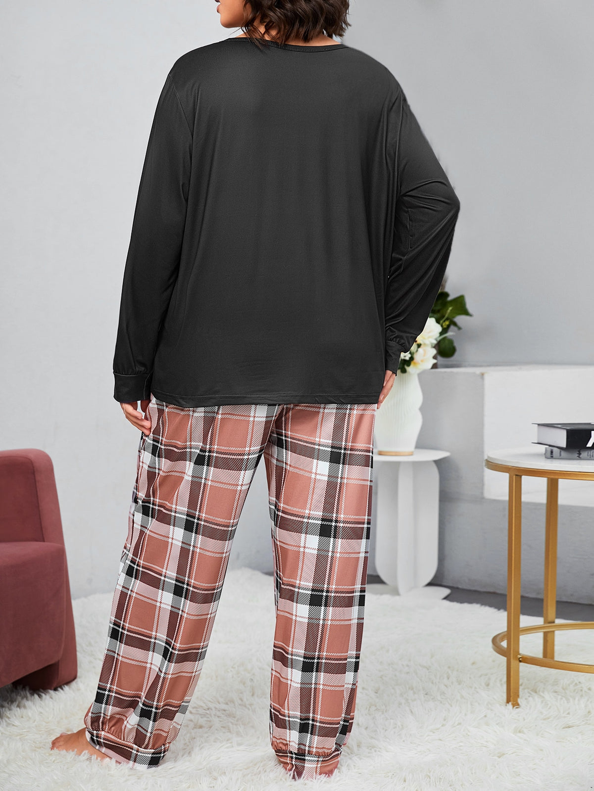 Pijama Longo Plus Size Coração Xadrez Jane