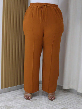 Calça Pantalona Com Detalhe De Amarração Plus Size Luciana