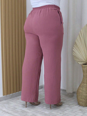 Calça Pantalona Com Detalhe De Amarração Plus Size Luciana