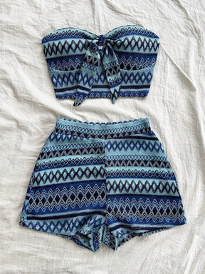 Conjunto Casual 2 Peças - Top Bandeau e Shorts Cintura Alta