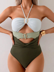 Maiô Com Decote Halter Sônia