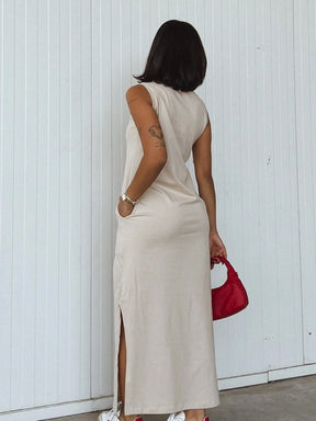 Vestido Cavado Com Fenda Valentina