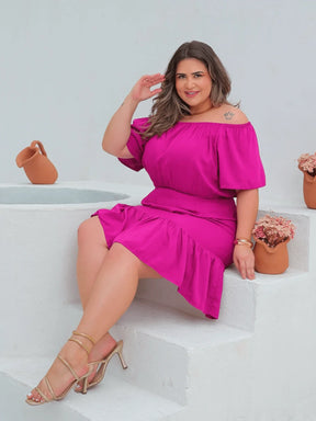 Vestido Curto Acinturado Manga Ombro Á Plus Size Paula