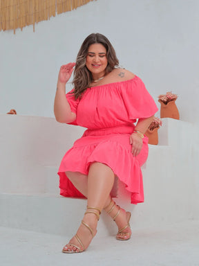 Vestido Curto Acinturado Manga Ombro Á Plus Size Paula